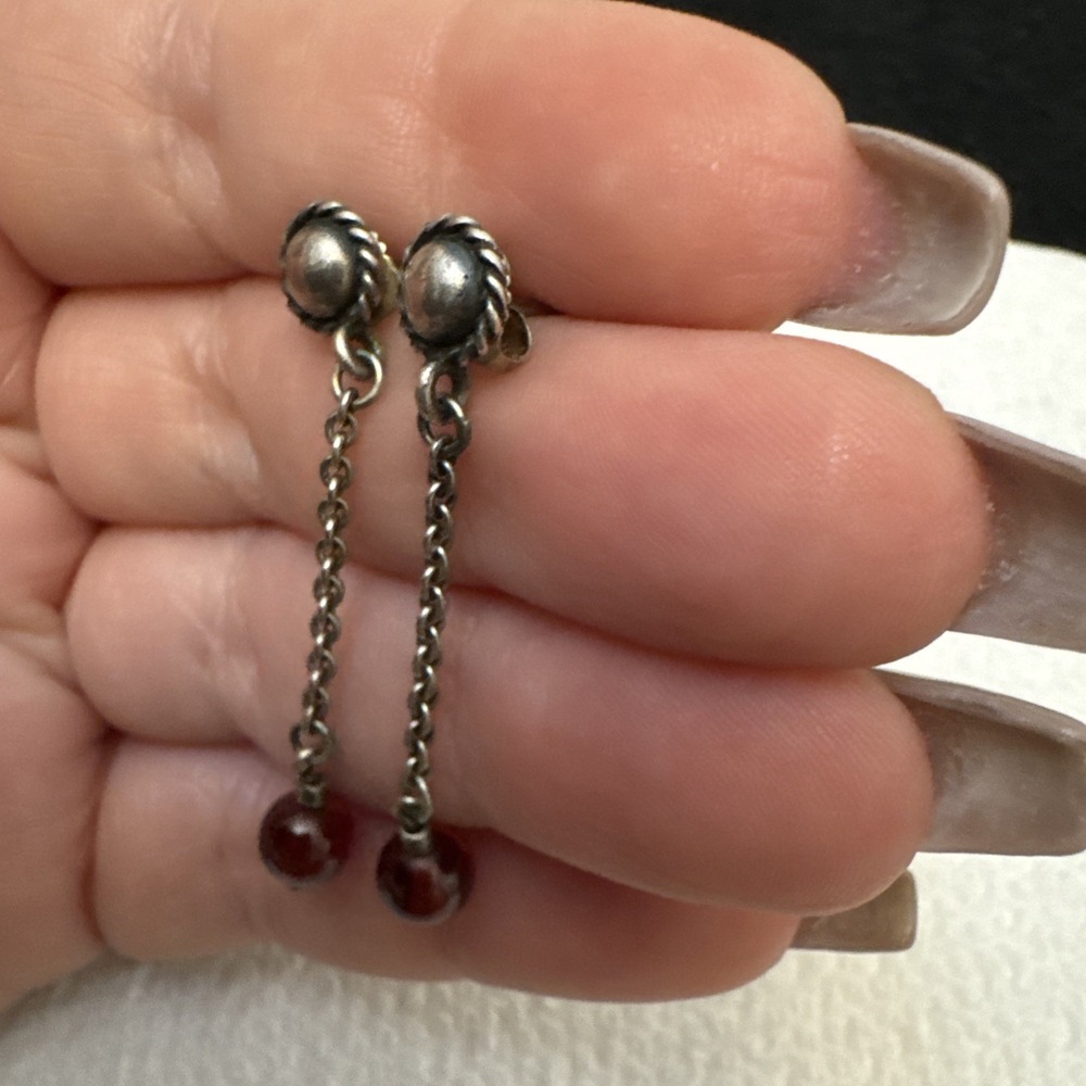 JAMES AVERY STERLING TWISTED WIRE GARNET BEAD EARRINGS Retired Rare! - Picture 6 of 9